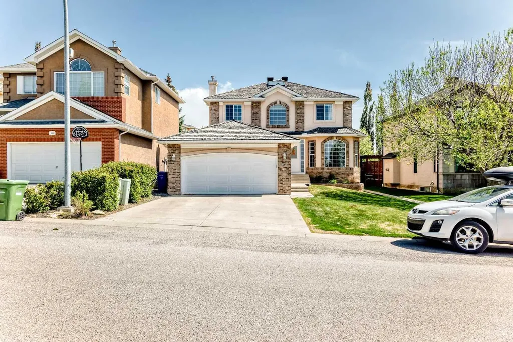 191 Sienna Park Terrace SW Calgary AB T3H 4M9