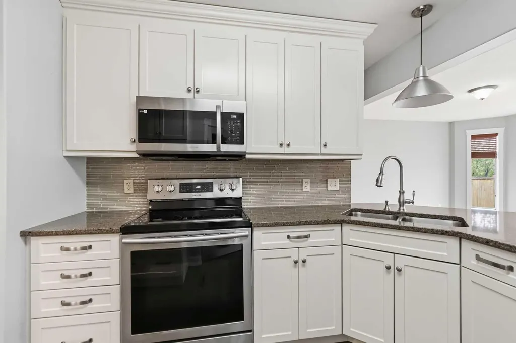 156 J.w. Mann Drive Fort Mcmurray AB T9H 5G7