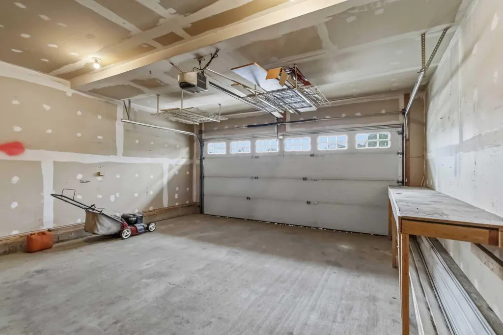 156 J.w. Mann Drive Fort Mcmurray AB T9H 5G7
