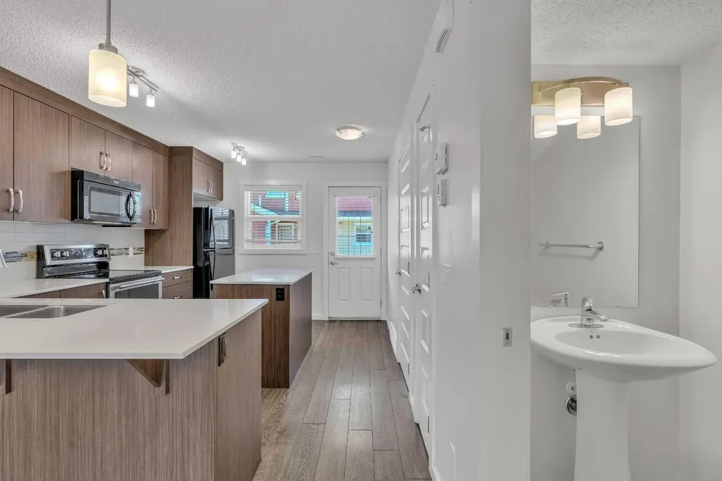 919 Auburn Bay Circle SE Calgary AB T3M 2A3