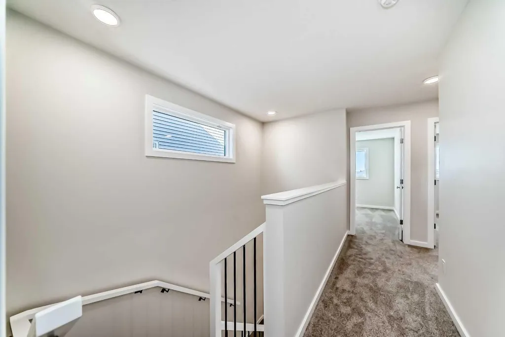 104 Creekside Rise SW Calgary AB T2X 6G8