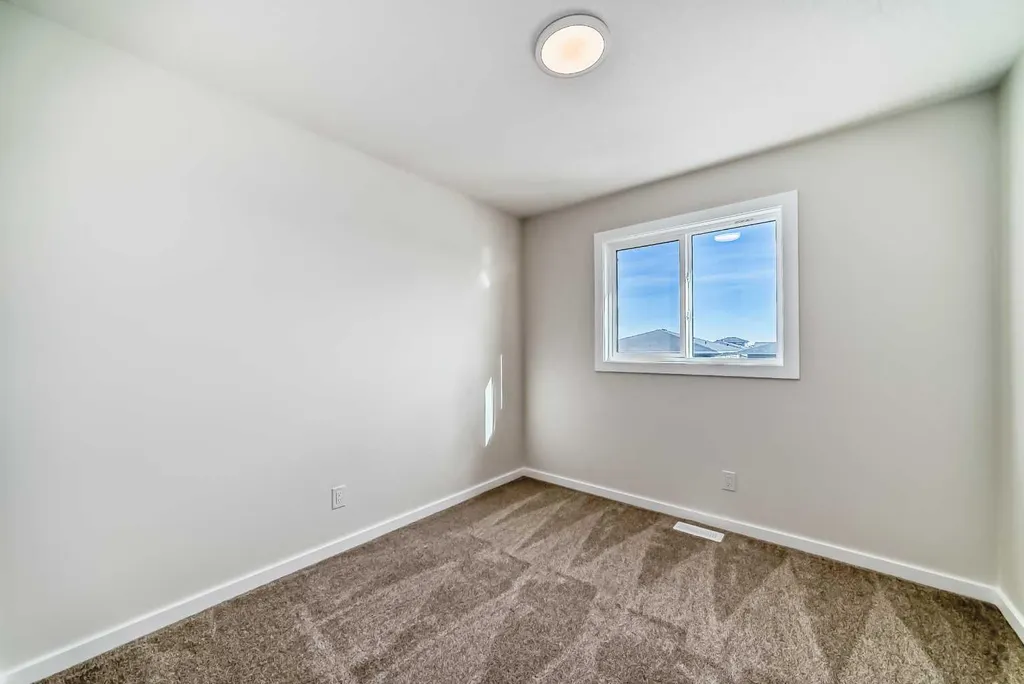 104 Creekside Rise SW Calgary AB T2X 6G8