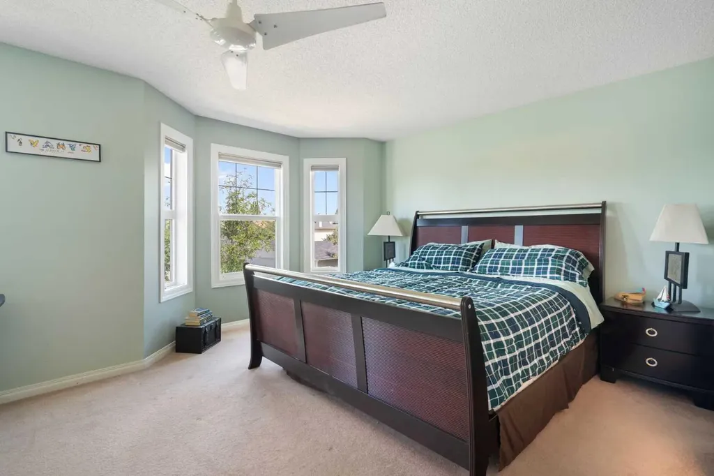25 Prestwick Park SE Calgary AB T2Z 3V3