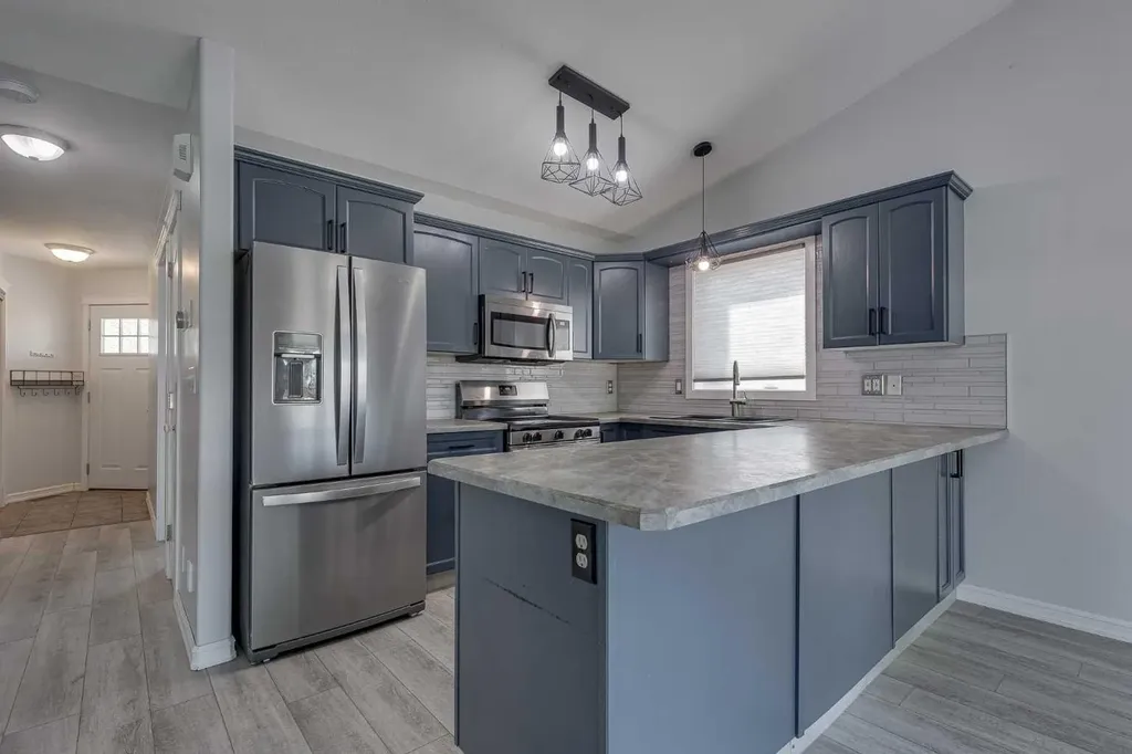 64 Addington Drive Red Deer AB T4R 2Y4