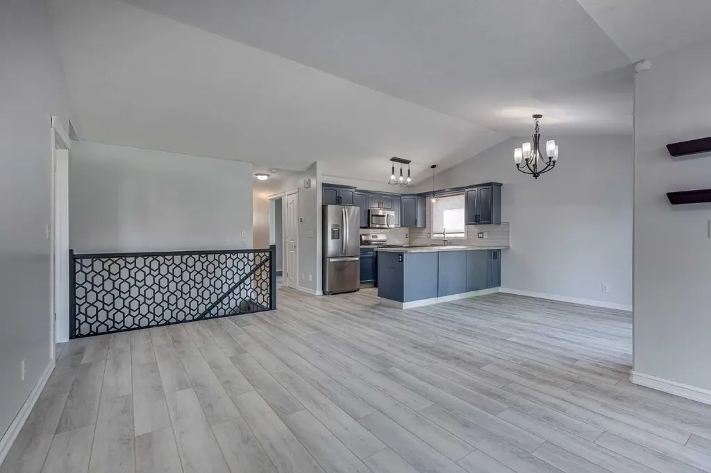 64 Addington Drive Red Deer AB T4R 2Y4