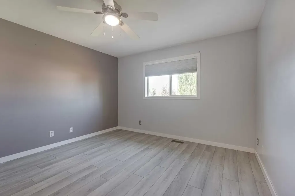 64 Addington Drive Red Deer AB T4R 2Y4