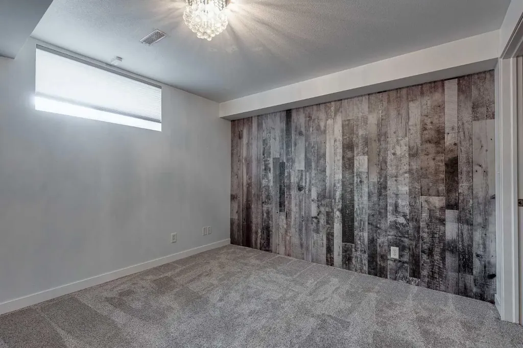 64 Addington Drive Red Deer AB T4R 2Y4