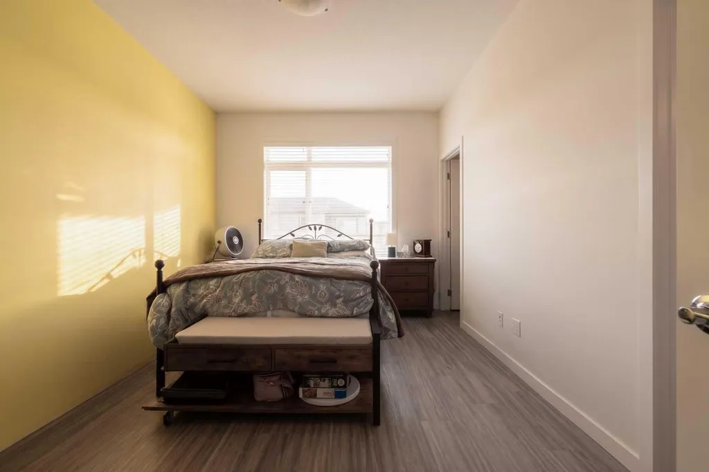 318 Lynx Road N Lethbridge AB T1H 6X8