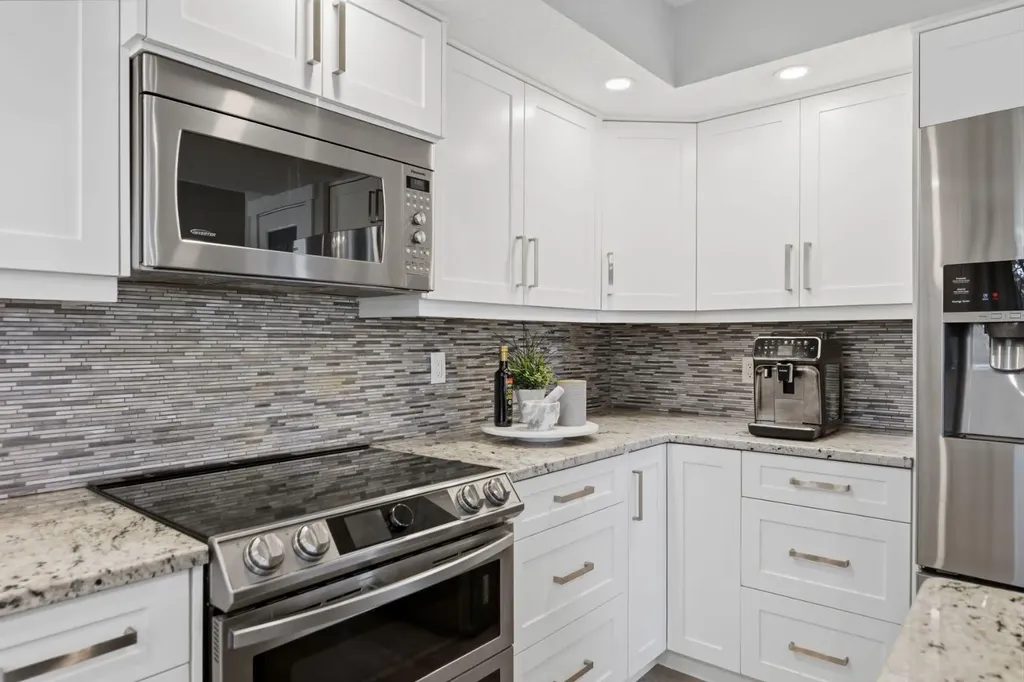 30 Strathcona Road SW Calgary AB T3H 1V5