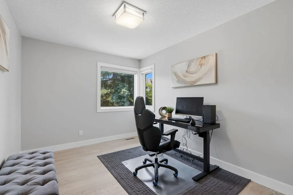 30 Strathcona Road SW Calgary AB T3H 1V5