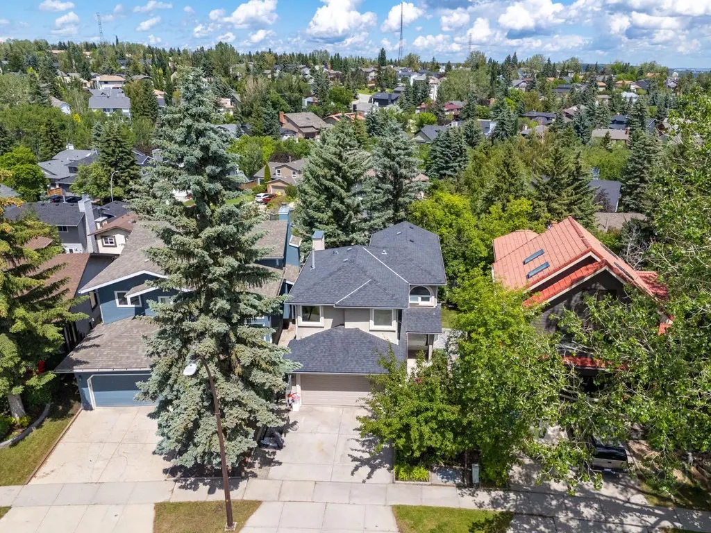 30 Strathcona Road SW Calgary AB T3H 1V5