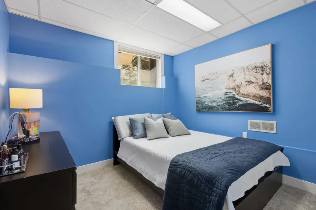 30 Strathcona Road SW Calgary AB T3H 1V5