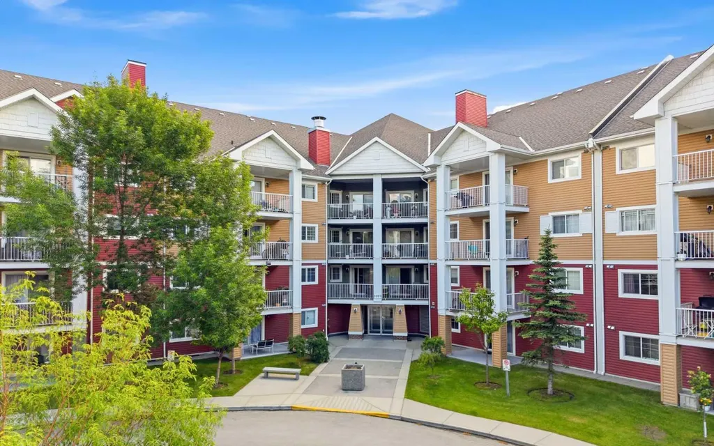 10 Prestwick Bay SE Calgary AB T2Z 0B3