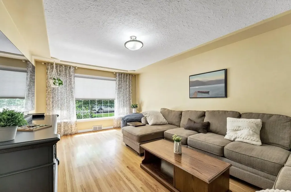 266 Prospect Drive SW Medicine Hat AB T1A4B6