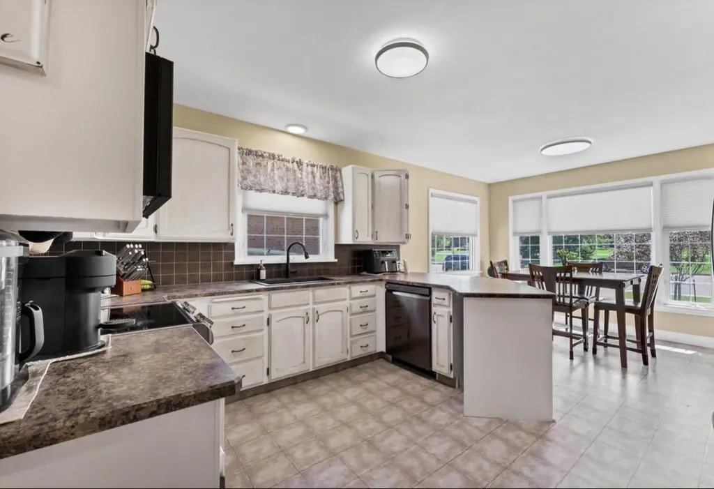 266 Prospect Drive SW Medicine Hat AB T1A4B6