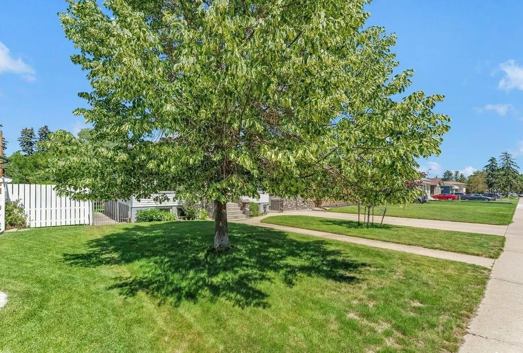 266 Prospect Drive SW Medicine Hat AB T1A4B6