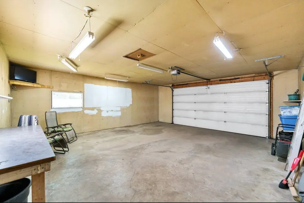 266 Prospect Drive SW Medicine Hat AB T1A4B6