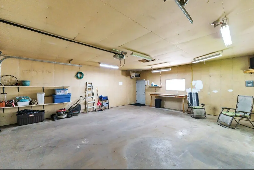 266 Prospect Drive SW Medicine Hat AB T1A4B6