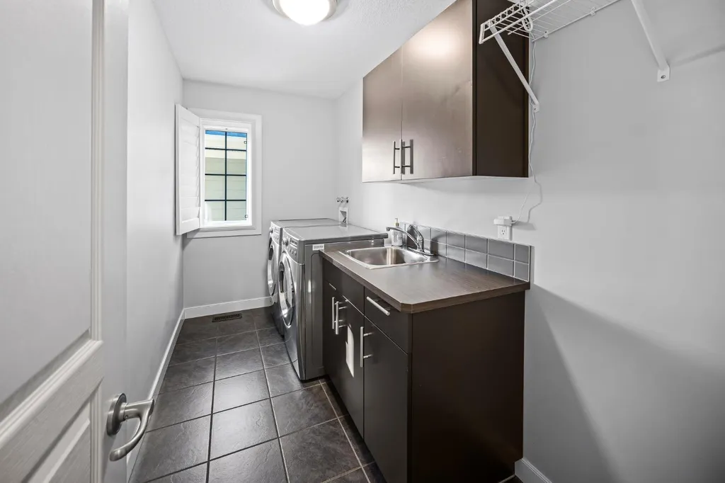 29 Mary Dover Drive SW Calgary AB T3E 7M6