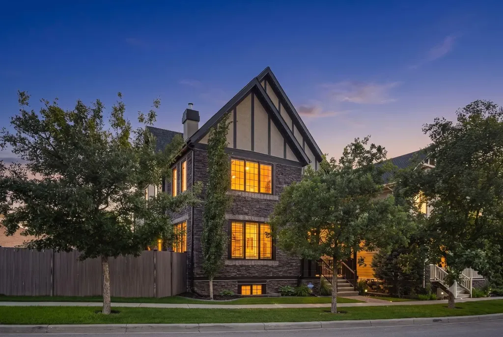 29 Mary Dover Drive SW Calgary AB T3E 7M6