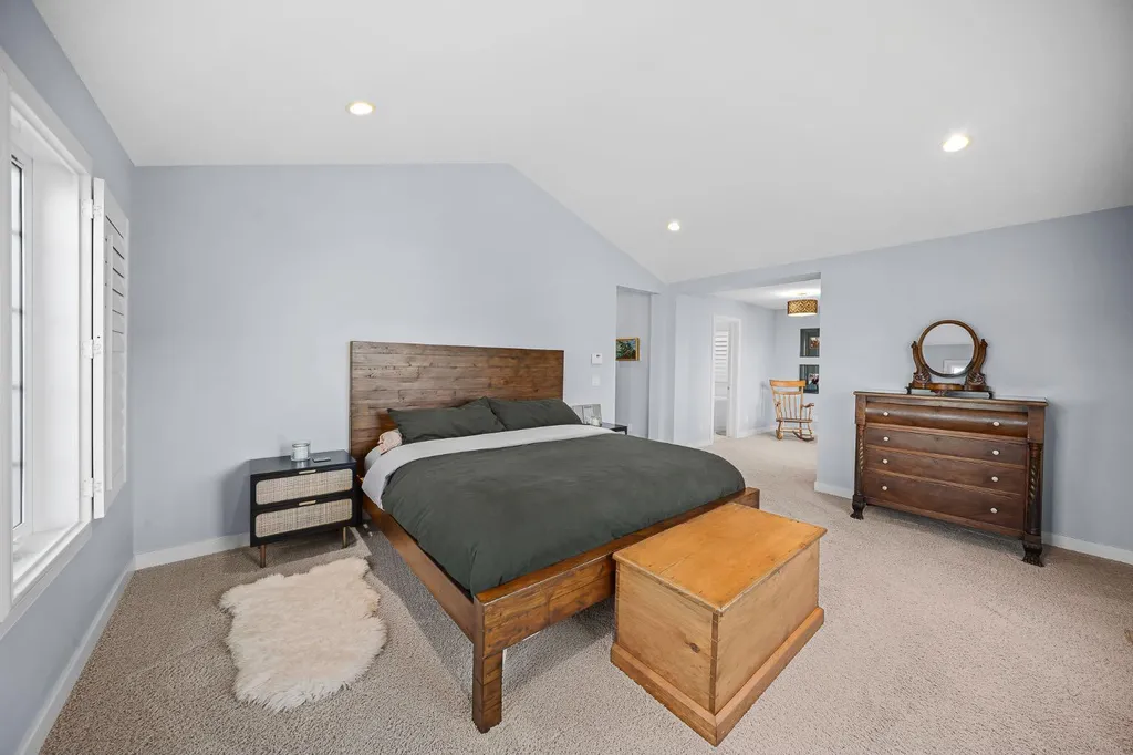 29 Mary Dover Drive SW Calgary AB T3E 7M6