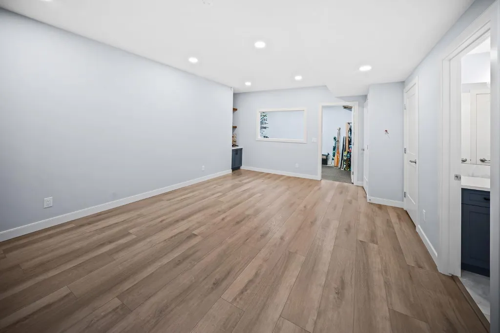 29 Mary Dover Drive SW Calgary AB T3E 7M6