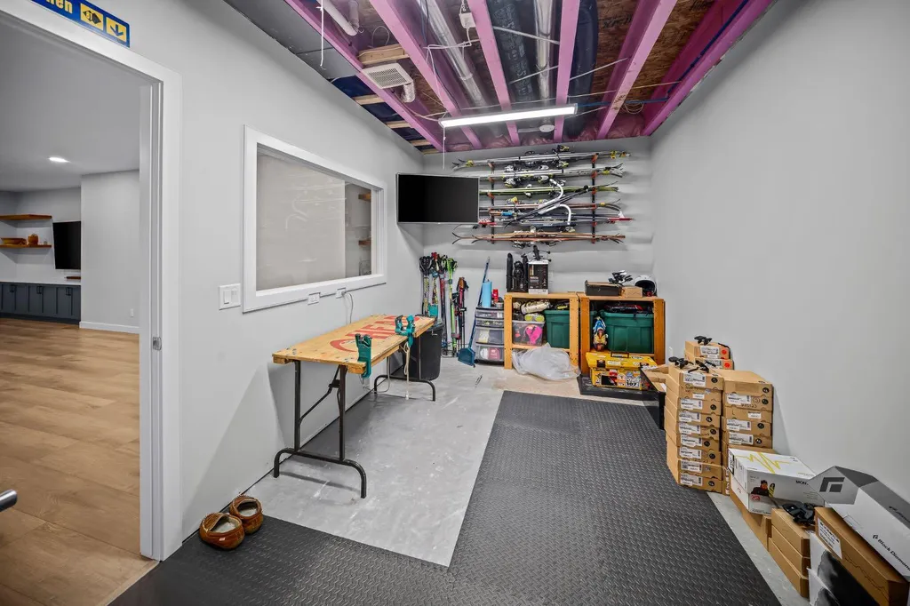 29 Mary Dover Drive SW Calgary AB T3E 7M6