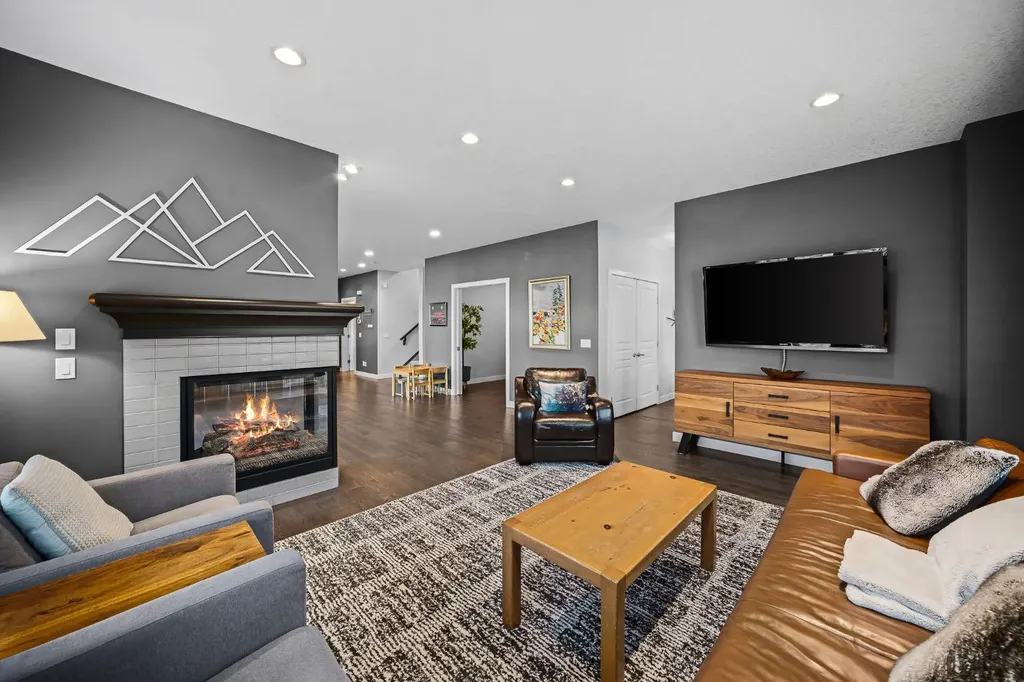 29 Mary Dover Drive SW Calgary AB T3E 7M6