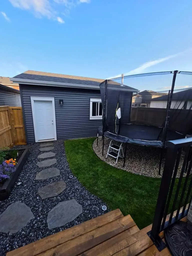 125 Emberside Hollow Cochrane AB T4C3E1