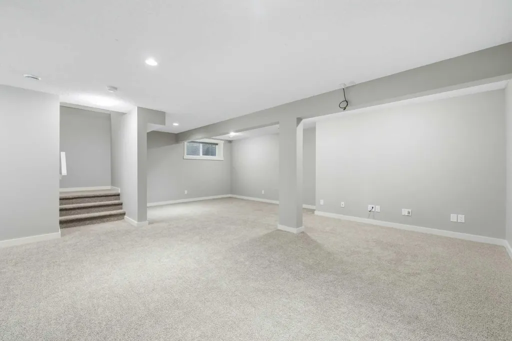 148 Walden Square SE Calgary AB T2X 0R9