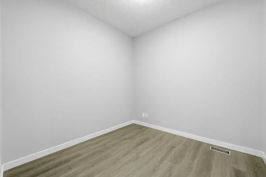 148 Walden Square SE Calgary AB T2X 0R9