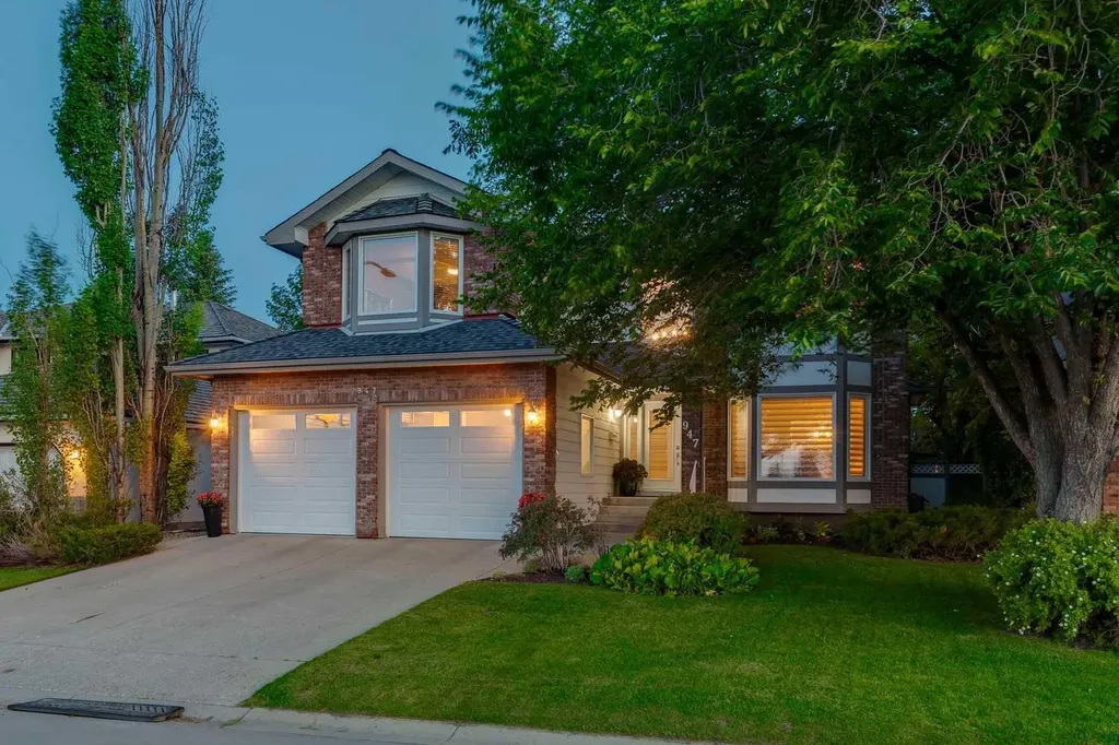 947 Shawnee Drive SW Calgary AB T2Y2G9