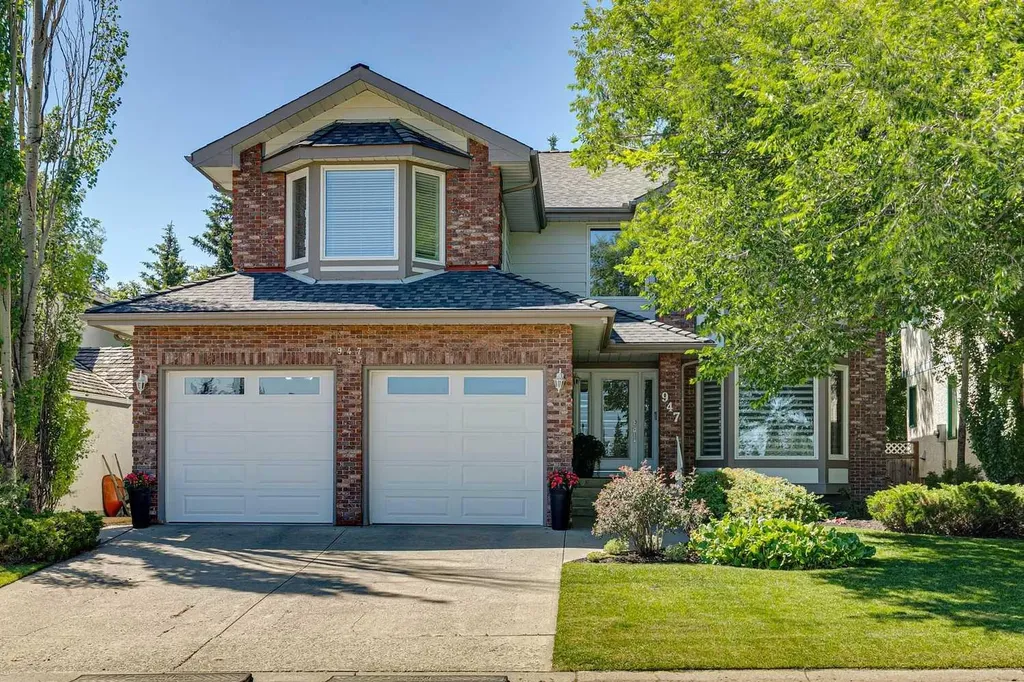 947 Shawnee Drive SW Calgary AB T2Y2G9