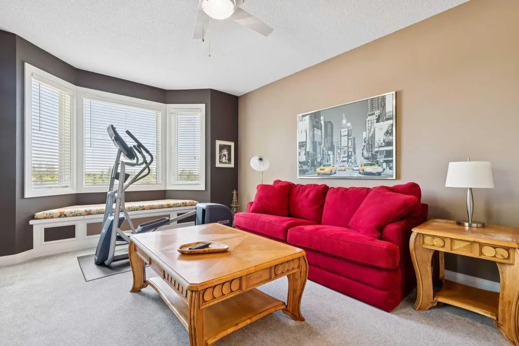 947 Shawnee Drive SW Calgary AB T2Y2G9