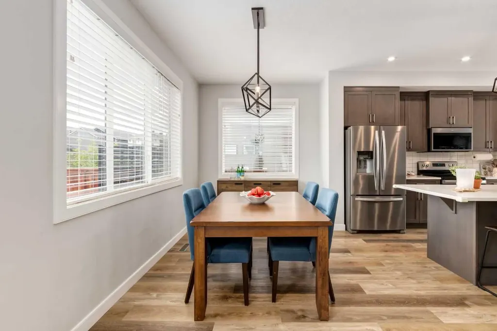 1014 Carrington Boulevard NW Calgary AB T3P 1L8