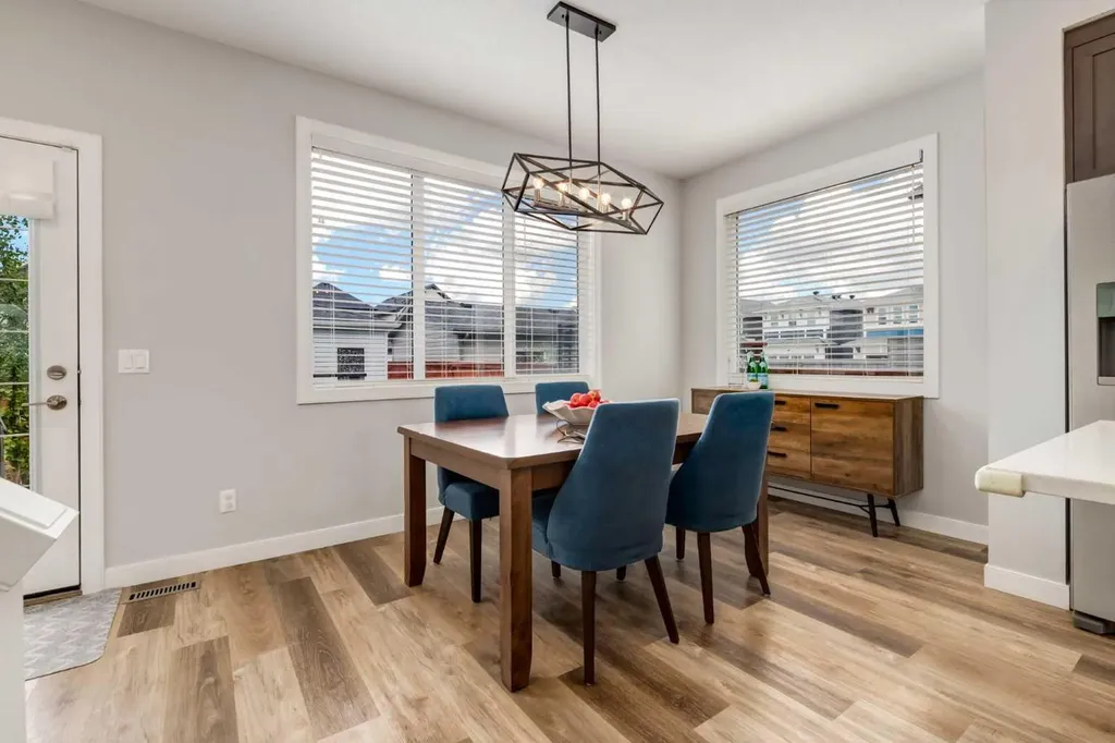 1014 Carrington Boulevard NW Calgary AB T3P 1L8