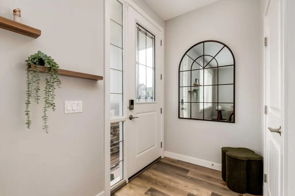 1014 Carrington Boulevard NW Calgary AB T3P 1L8