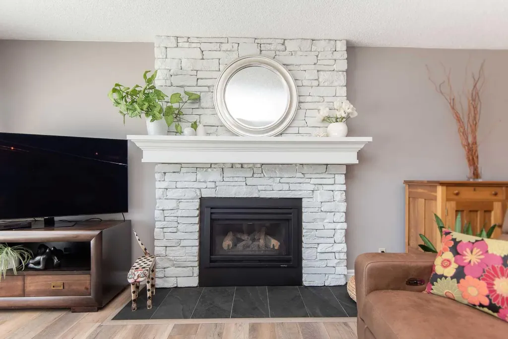 89 Mccullough Crescent Red Deer AB T4R 1S5