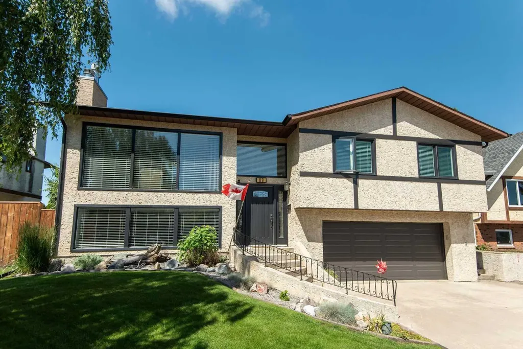 89 Mccullough Crescent Red Deer AB T4R 1S5