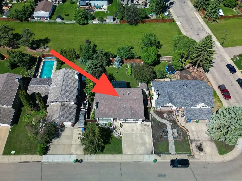 89 Mccullough Crescent Red Deer AB T4R 1S5