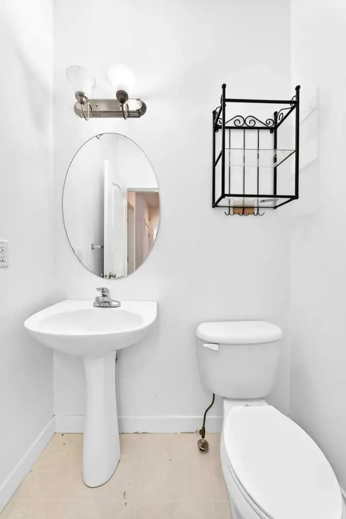 80 Cranridge Crescent SE Calgary AB T2M 0J3