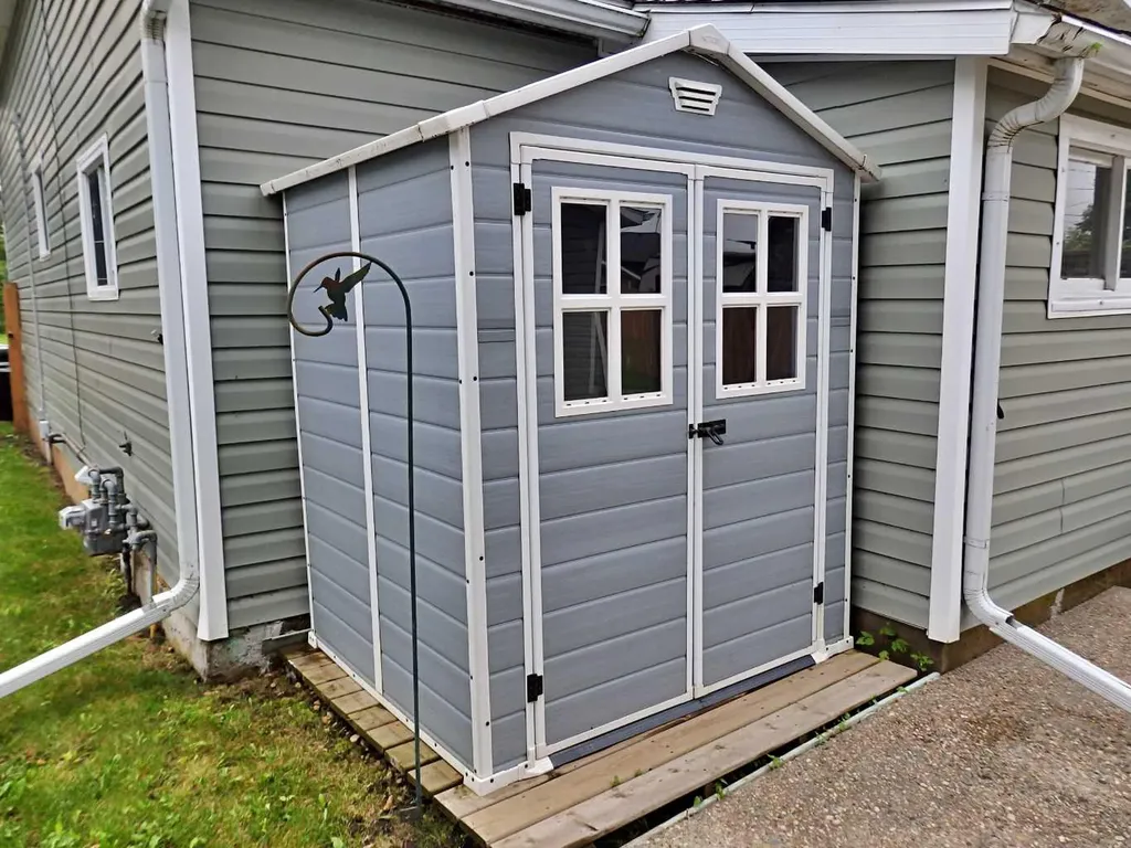 4813 48a Street Vermilion AB T9X 1T4