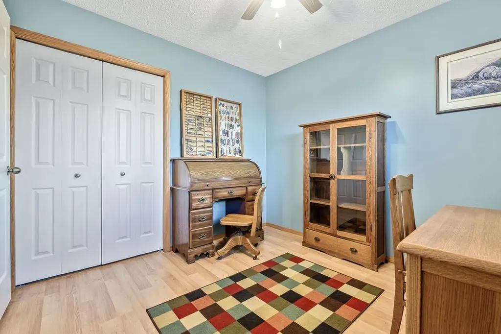 24 Cimarron Meadows Road Okotoks AB T1S 1T1