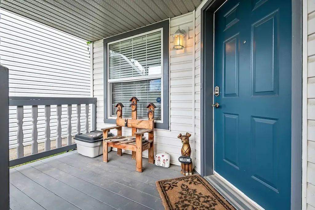 24 Cimarron Meadows Road Okotoks AB T1S 1T1