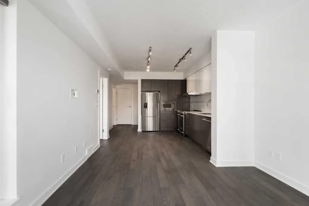 930 6 Avenue SW Calgary AB T2J 1J3