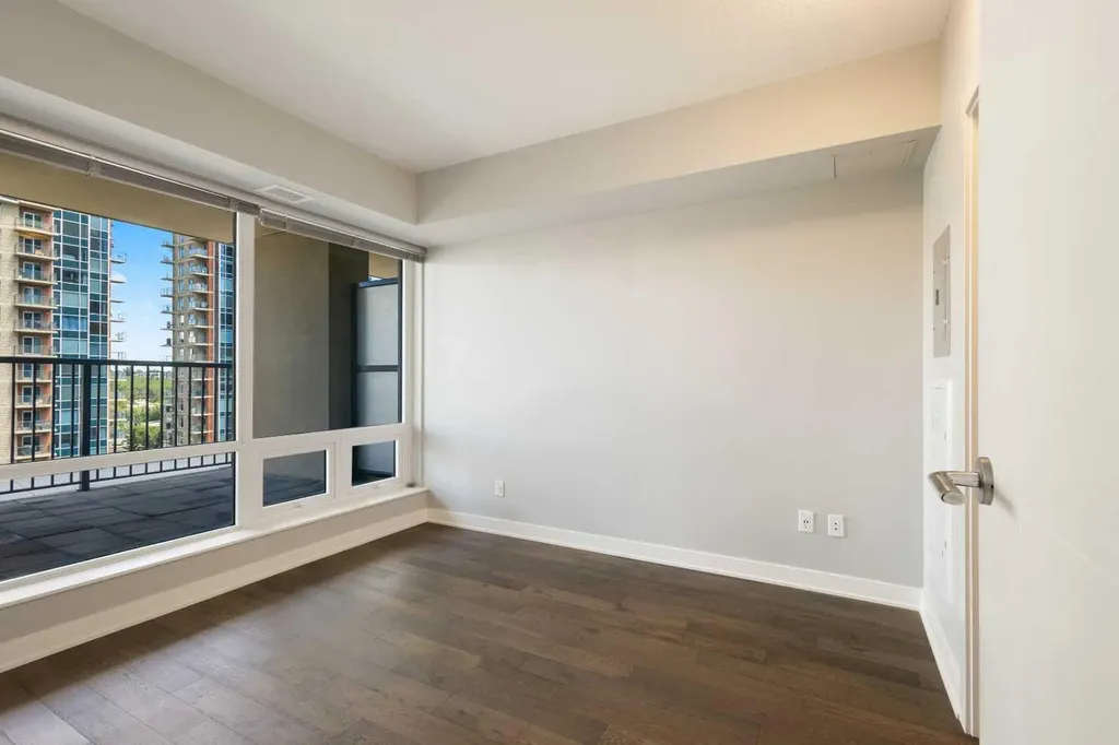 930 6 Avenue SW Calgary AB T2J 1J3