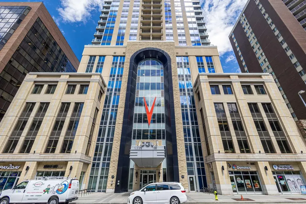930 6 Avenue SW Calgary AB T2J 1J3