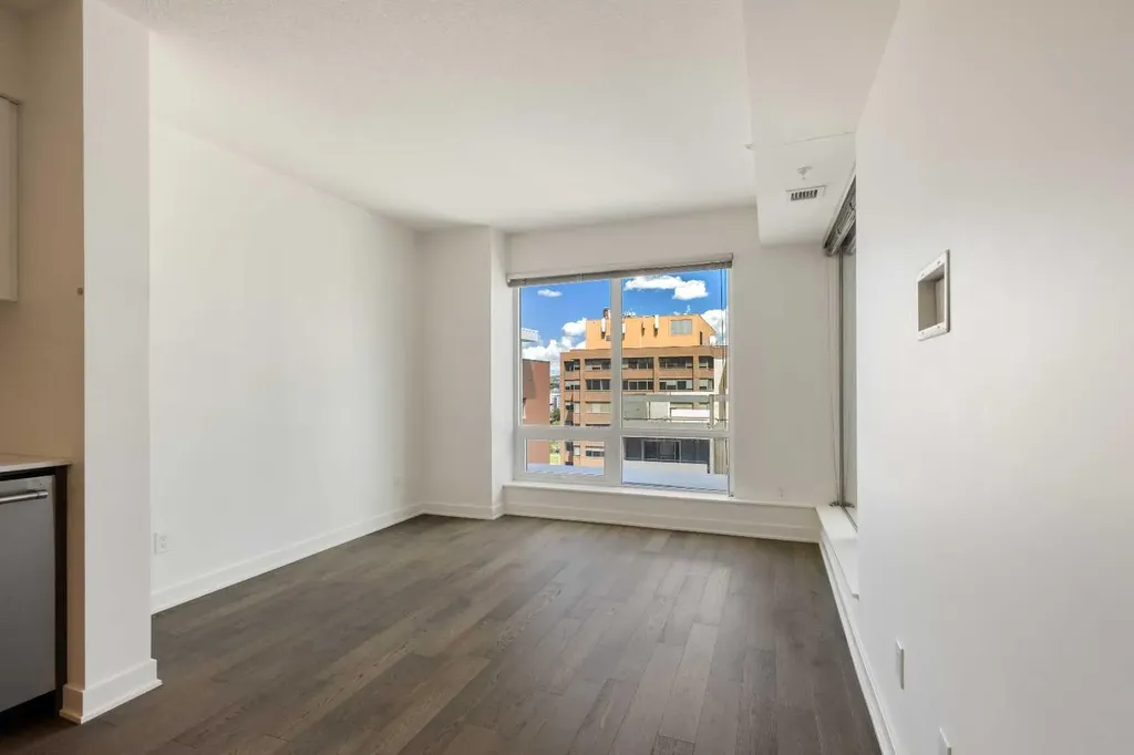 930 6 Avenue SW Calgary AB T2J 1J3