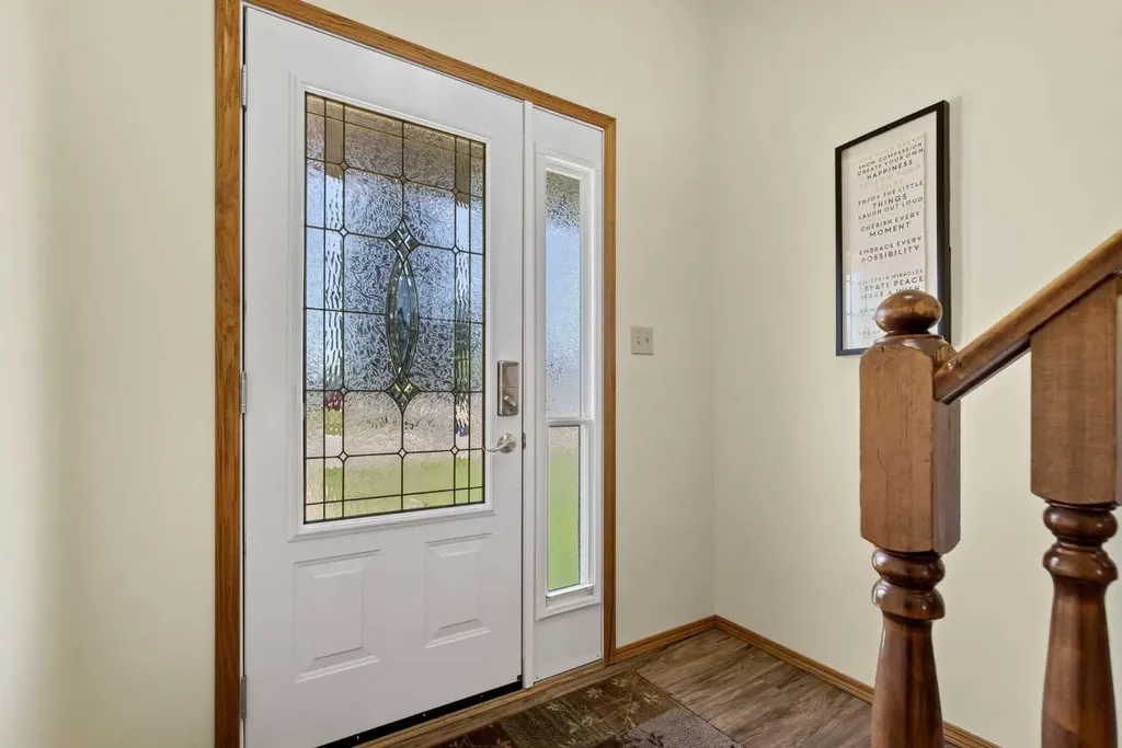 288 Ross Glen Drive SE Medicine Hat AB T1B 3A5