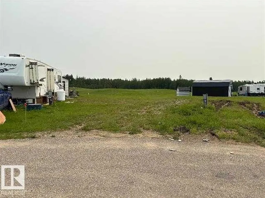 #525, 454029 Rge Road 11 Village At Pigeon Lake AB T0C 0V0